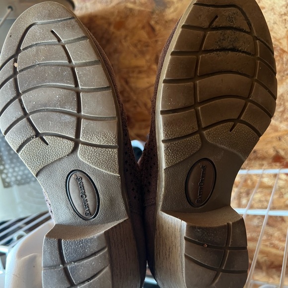 Earth Origins Heeled Booties - Picture 3 of 4